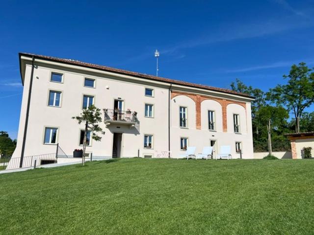 Ermitage La Suite-Hermitage Al Tramonto-Hermitage Tra Le Vigne Cioccaro Di Penango Екстериор снимка
